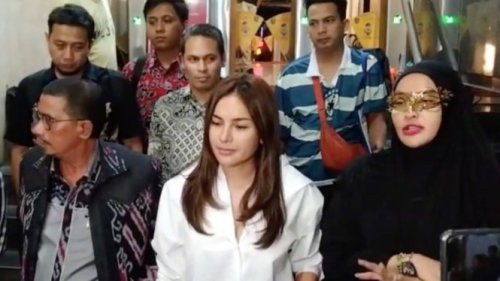 Meski Ditahan, Nikita Mirzani Tak Lupa Kurban: 6 Ekor Sapi Disumbangkan!