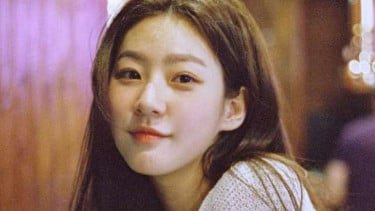 Tribut Menyentuh untuk Kim Sae Ron di Festival Film Cannes 2026, Sutradara Dora Tak Kuasa Menahan Tangis