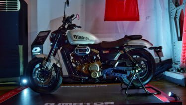 QJMotor SRV 250 AMT