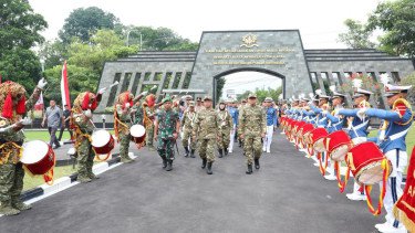 Ratusan Ketua DPRD se-Indonesia Mengikuti Retret di Akmil Magelang