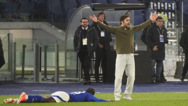 Langit Jadi Batasnya, Fabregas Puji Nico Paz Usai Como Bungkam Juventus