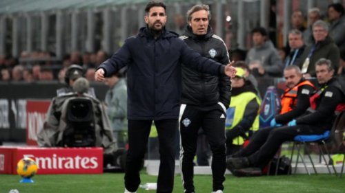 Klub Milik Orang Kaya Indonesia Dapat Kabar Buruk, MU Bidik Fabregas Gantikan Amorim