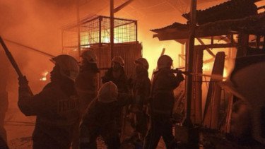 Kebakaran 14 Rumah di Kapuk Juara Jakut Diduga Akibat Korsleting Listrik
