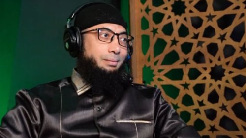 Ustaz Khalid Basalamah Sarankan Tak Pelihara Kucing, Sebut Ayam Lebih Baik, Ini Alasannya