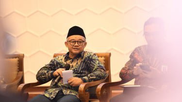 Peringati Hari Guru, Mendikdasmen: Guru adalah Agen Peradaban dan Pembentuk Masa Depan Bangsa