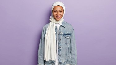 Gen Z Mulai Tinggalkan Fast Fashion? Modest Wear Justru Naik Daun
