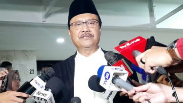 Gus Ipul soal Polemik Soeharto Jadi Pahlawan Nasional: Sedang Diteliti Dewan Gelar