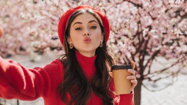 Bukan Lagi K-Beauty, Tren Kecantikan Dunia Kini Diam-diam Bergeser ke Polandia