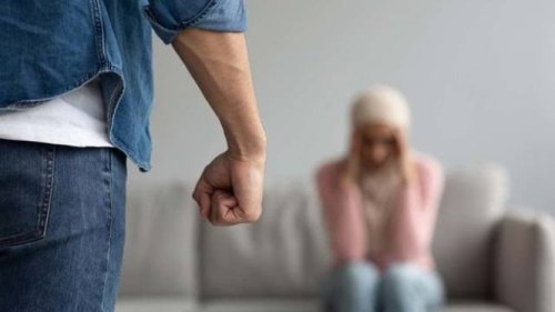 Kronologi Anak Aniaya Ibu Kandung di Bekasi, Sempat Acungkan Pisau ke Adik Korban