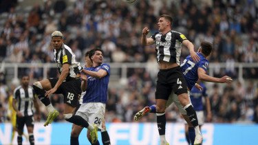 Drama Liga Inggris, Newcastle Hajar Everton 4-1 dan Spurs Terpuruk Lagi
