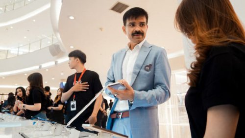 Indosat bikin Kejutan, Nonton Tayangan Kelas Dunia Bisa dari HP
