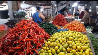 Daftar Harga Pangan Hari ini: Cabai Rawit Merah Meroket, Telur Ayam Turun