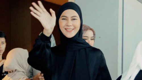 Paula Verhoeven Legowo Hak Asuh Anak Jatuh ke Baim Wong, Ini Ungkapan Harunya