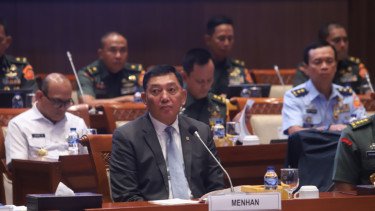 Gedung DPR Dijaga Rantis TNI, Menhan Sjafrie Beri Penjelasan