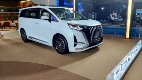 Punya Uang Rp1 Miliar Pilih BYD Denza D9, Xpeng X9, Maxus Mifa 9 atau Alphard