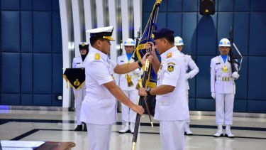 KSAL Lantik 4 Pejabat Strategis TNI AL, Laksma Sigit Santoso Jadi Gubernur AAL