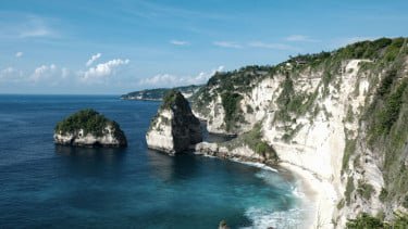 Terkenal dengan Perpaduan Alam dan Budaya, Nusa Penida Dilestarikan Lewat Perayaan Ini