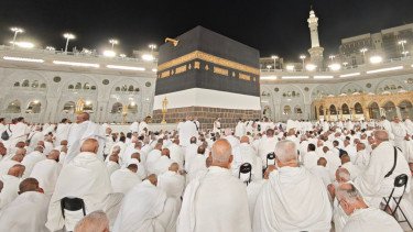 Terabas Larangan Israel, Rombongan Jemaah Palestina Berangkat ke Saudi Tunaikan Ibadah Haji