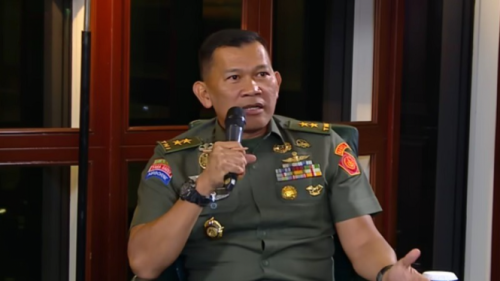 Ada 386 WNI di Iran, Hanya 115 Orang Bersedia Dievakuasi