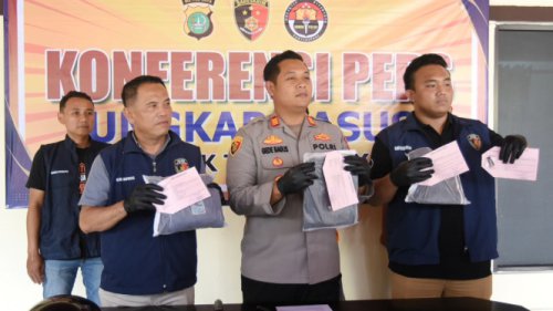 Pemotor yang 'Smackdown' Sopir Truk di Bekasi Sampai Tulangnya Retak Ternyata Pegawai BUMD