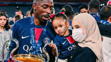 Jadi Sorotan di Final PSG vs Arsenal, Intip Gaya Berbusana Muslimah Istri Dembele