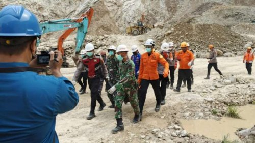 Korban Longsor Tambang Cirebon Kembali Ditemukan, Total 21 Orang Tewas