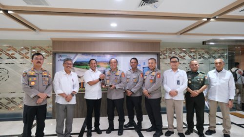 Jalin Kerja Sama, Polri-Bulog Target Serap Panen Jagung Petani 1 Juta Ton