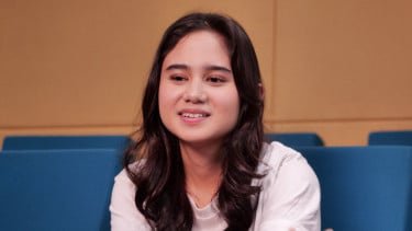 Tissa Biani berperan dalam film Assalamualaikum Baitullah