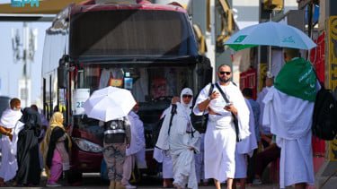 Jemaah Haji Mulai Diberangkatkan ke Arafah Besok