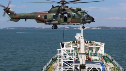 Pasukan Khusus TNI dan Singapura Berhasil Sikat Teroris yang Bajak Kapal Tanker di Perairan Batam