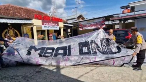 Begini Cerita Menegangkan Warga Ponorogo soal Balon Udara Raksasa Bawa Petasan Jatuh ke Pekarangan Rumah