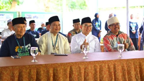 Serahkan Sapi Kurban Presiden Prabowo, Fadli Zon Puji Surau Qutubul Amin
