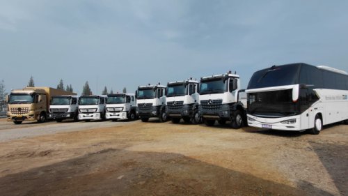 Bus dan Truk Mercedes Kini Dirakit di Indonesia