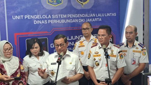 Pramono Minta Proyek Galian di Jalan yang Mengganggu Ditertibkan