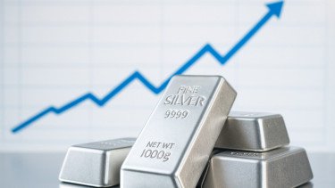 Ikuti Jejak Emas, Harga Perak Cetak Rekor Sepanjang Sejarah! Segini Harganya