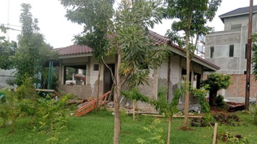 Warga Perumahan Green Garden Protes&nbsp;Gegara Ketua RW Bangun Pos Pengamanan di Taman