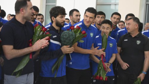 Bikin Sejarah Lolos Piala Dunia, Pemain Timnas Uzbekistan Dapat Hadiah Mobil BYD dari Presiden
