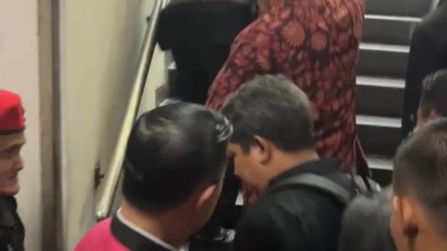 Momen Hasto Tegur Sapa dengan Tom Lembong Jelang Sidang Kasus Korupsi