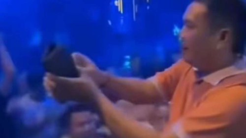 Terciduk Nyawer Uang di Klub Malam, Kades Karangsari Ngaku Khilaf: Gak Setiap Hari!