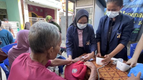 Makin Teredukasi, Warga Kampung Sudah Tak Takut Lagi Cek Kesehatan