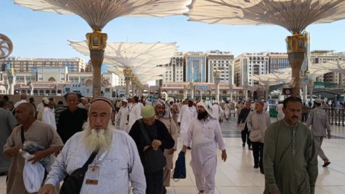 Masjid Nabawi Tetap Ramai Jelang Kedatangan Jemaah Haji Indonesia Gelombang 2 ke Madinah