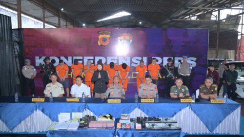 Polda Jabar Tetapkan 44 Tersangka Judi Kasino di Bandung, Sita 36 HP dan Uang Miliaran Rupiah