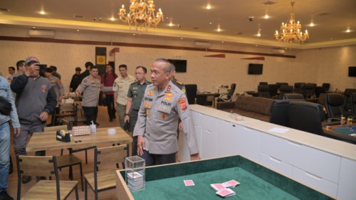 Kapolda Jabar Sidak Ruang Judi VIP, Ada Alat Kasino Impor China Masih Baru