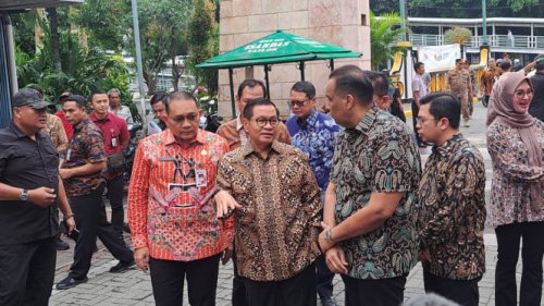 Jurnalis jadi Korban Jambret di Halte Balai Kota, Pramono Janji Lakukan Perbaikan