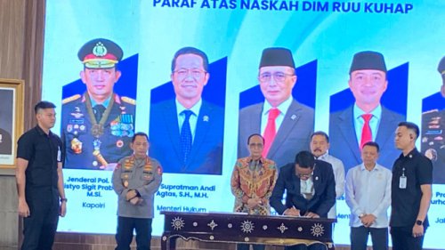 Pemerintah Resmi Gulirkan DIM RUU KUHAP ke DPR