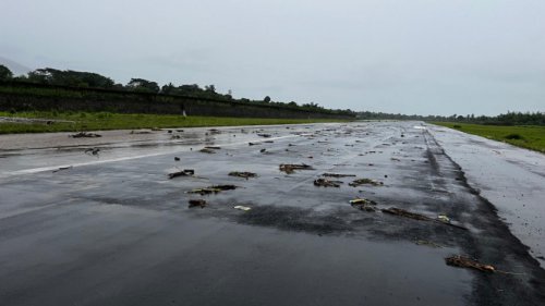Runway Kebanjiran, Bandara Oesman Sadik Maluku Utara Ditutup Sementara