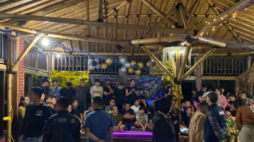 Top 75+ Peserta Pesta Gay Diamankan saat Penggerebekan di Vila Puncak Bogor, Ditemukan Kondom