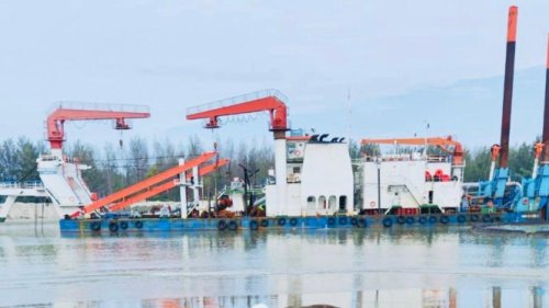 Jaga Kelancaran Logistik&nbsp;Pulau&nbsp;Enggano, Pelindo Kebut Pengerukan Alur Bengkulu