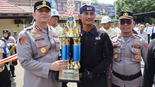 Serahkan Hadiah Lomba Hari Bhayangkara ke-79, Kapolres Priok Singgung Sinergi Antar Stakeholders
