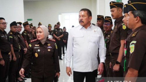 Jaksa Agung ke Anak Buah: Perkuat Pengabdian ke Masyarakat